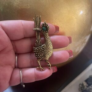 Ambassador roadrunner brooch